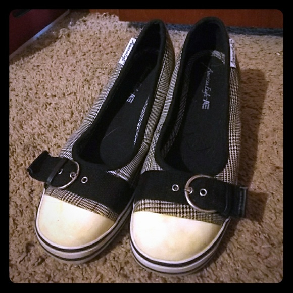 American Eagle Wedges